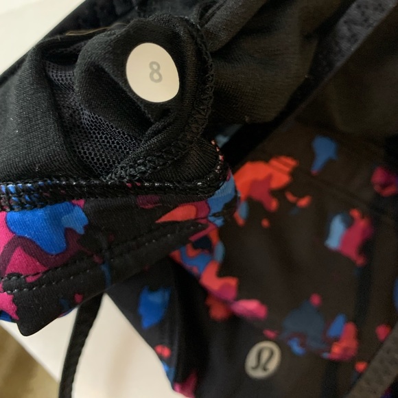 Lululemon Clip-in Long Line Sports Bra ๐ Size 8 - Picture 10 of 12